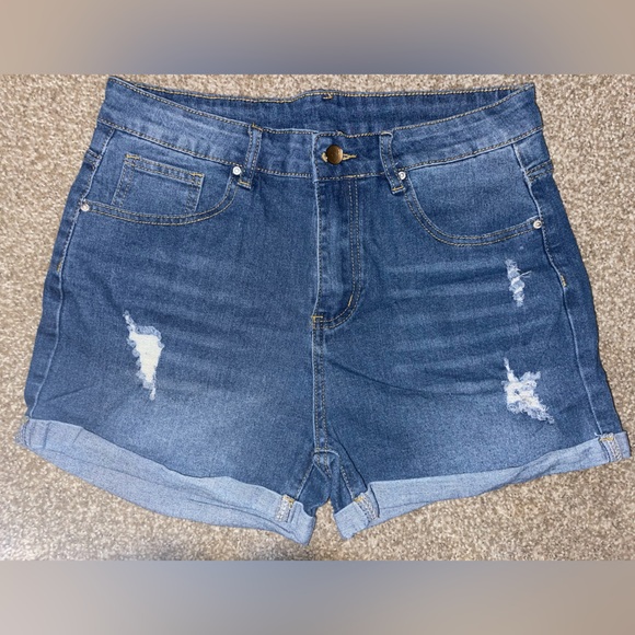 Classic Blue Denim Women's Jean Shorts - Picture 1 of 2